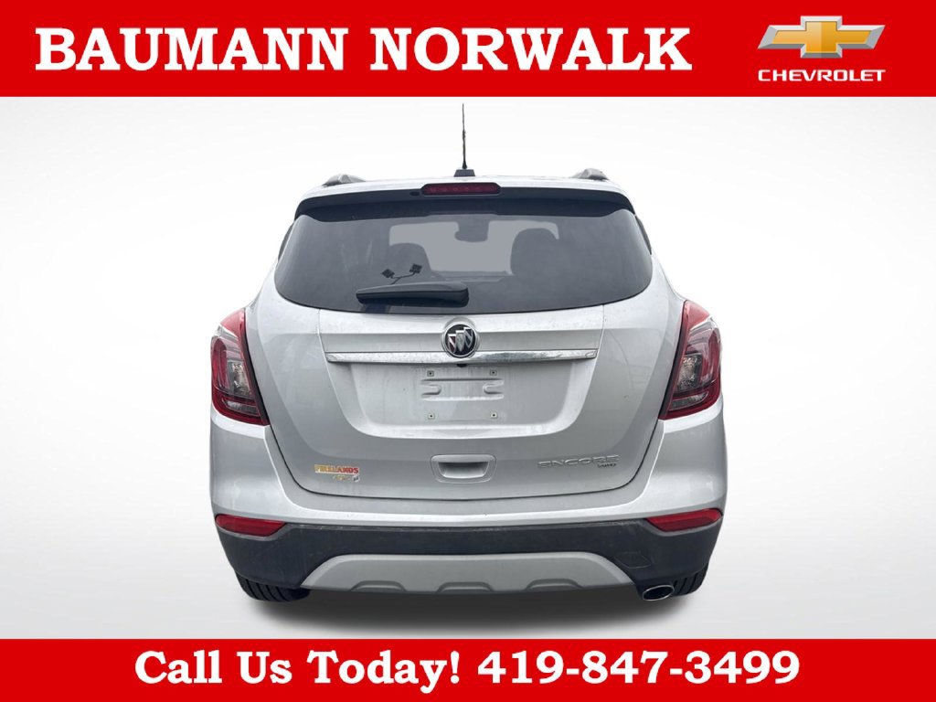 Used 2022 Buick Encore Preferred AWD/4WD image 3