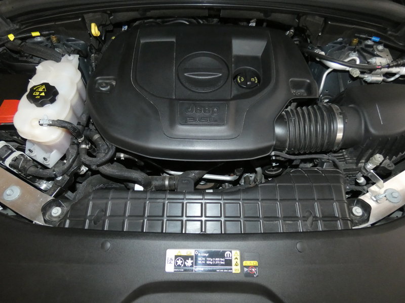 Used 2024 Jeep Grand Cherokee Summit w/ Luxury Tech Group V AWD/4WD image 32