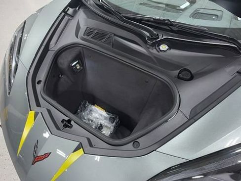 Used 2023 Chevrolet Corvette Stingray Premium Conv w/ Z51 Performance Package image 30