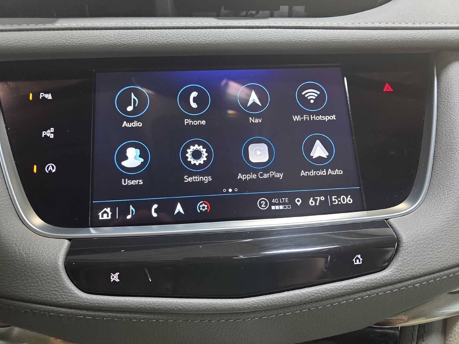 Used 2023 Cadillac XT5 Premium Luxury w/ Technology Package AWD/4WD image 21