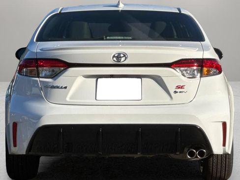 New 2026 Toyota Corolla SE FWD image 5