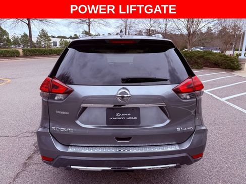 Used 2017 Nissan Rogue SL w/ SL Premium Package image 7