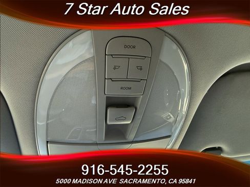Used 2012 Hyundai Genesis 5.0 R-Spec RWD image 12
