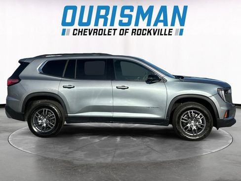 Used 2025 GMC Acadia Elevation image 7