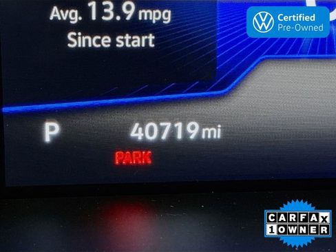 Certified 2022 Volkswagen Tiguan SE w/ Panoramic Sunroof Package image 13