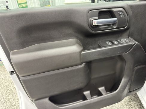 Used 2022 Chevrolet Silverado 2500 Custom w/ Custom Value Package AWD/4WD image 14