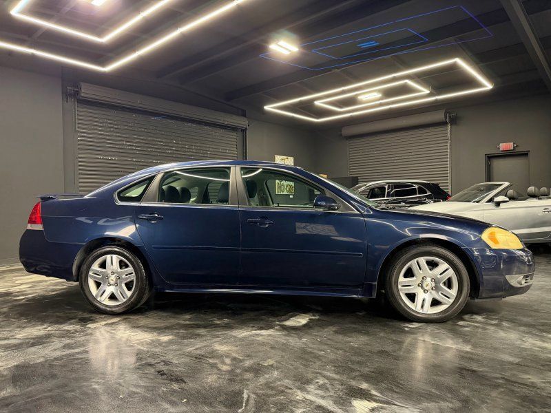 Used 2011 Chevrolet Impala LT FWD image 4