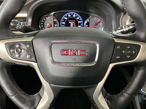 Used 2023 GMC Acadia Denali w/ Denali Ultimate Package image 14