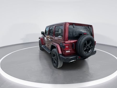 Used 2021 Jeep Wrangler Unlimited Sahara AWD/4WD image 6