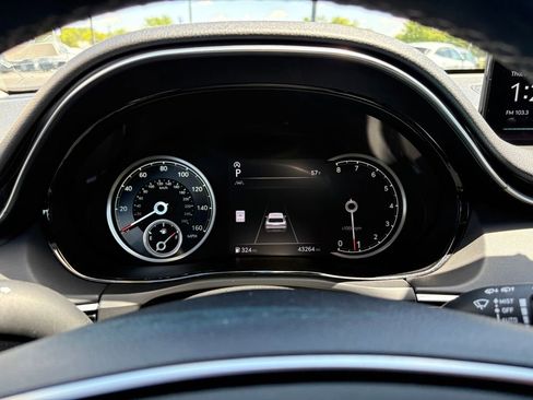 Used 2025 Genesis GV70 2.5T AWD/4WD image 18