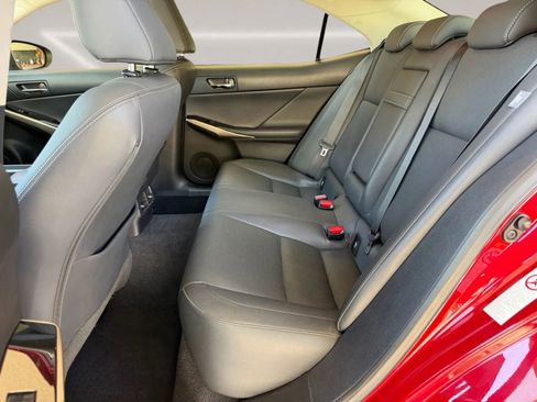 Used 2015 Lexus IS 250 RWD image 14