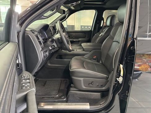 New 2026 RAM 2500 Limited AWD/4WD image 25