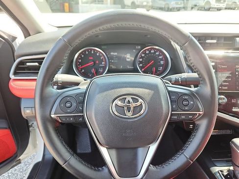 Used 2019 Toyota Camry XSE FWD image 14