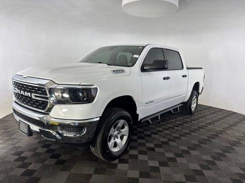 Used 2023 RAM 1500 Big Horn RWD image 3
