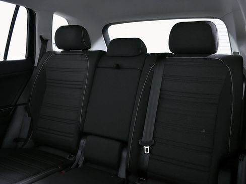 Used 2024 Volkswagen Tiguan S AWD/4WD image 19
