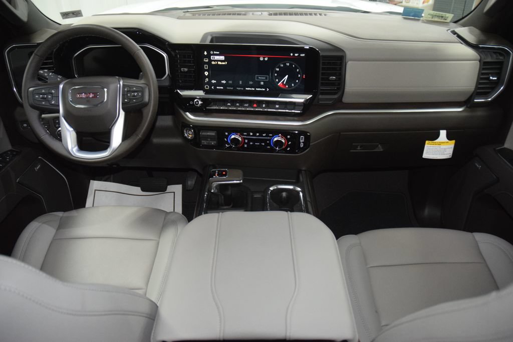 Used 2026 GMC Sierra 1500 SLT w/ SLT Premium Package AWD/4WD image 33