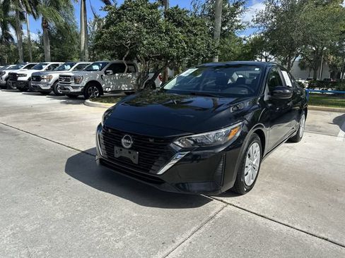 Used 2024 Nissan Sentra S FWD image 40