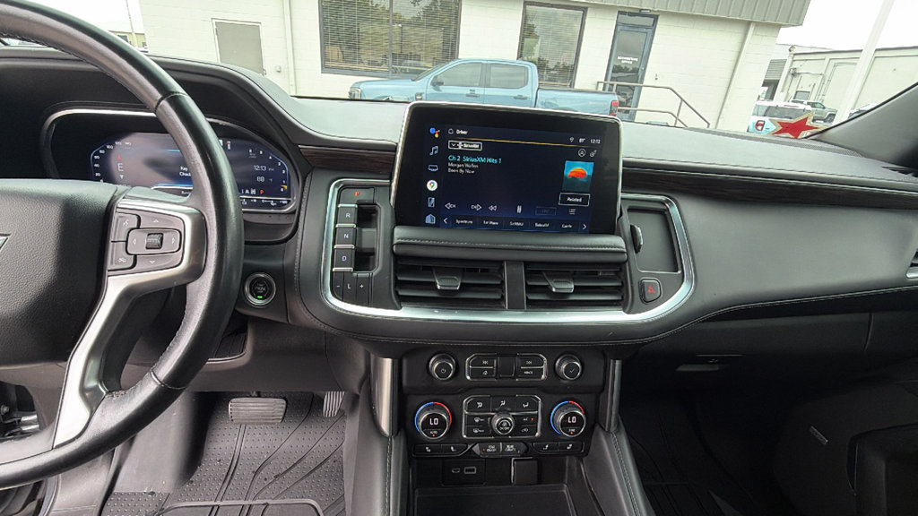 Used 2022 Chevrolet Suburban Z71 w/ Z71 Off-Road Package AWD/4WD image 20