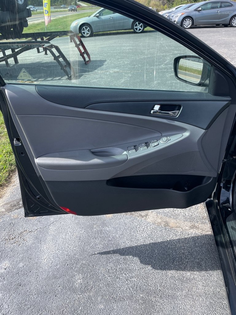 Used 2011 Hyundai Sonata GLS w/ Popular Equipment Pkg 2 FWD image 10