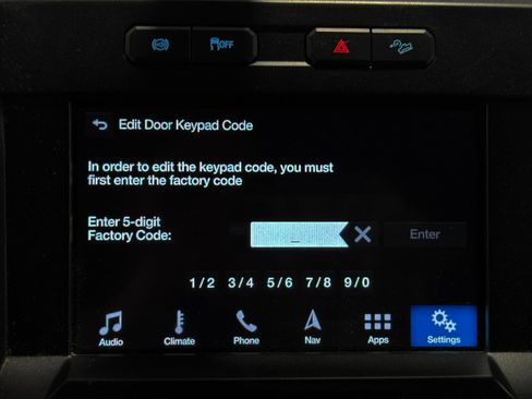 Used 2018 Ford F250 Lariat w/ FX4 Off-Road Package image 24