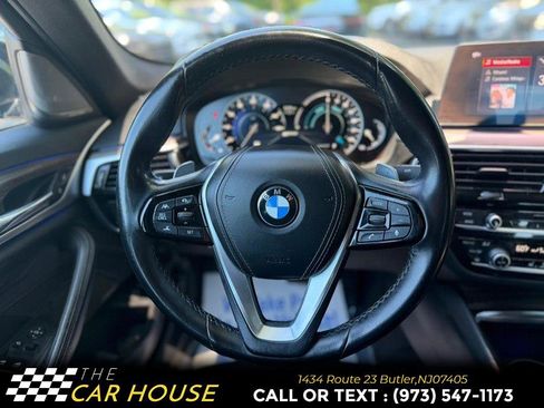 Used 2019 BMW 530e xDrive AWD/4WD image 25
