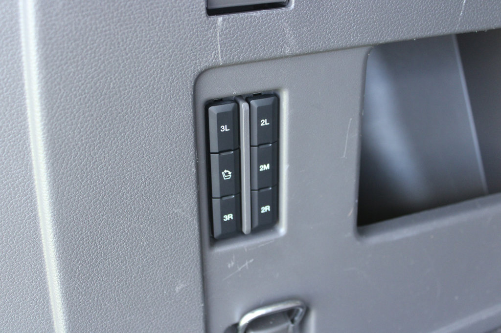 Used 2021 Ford Expedition Limited AWD/4WD image 11