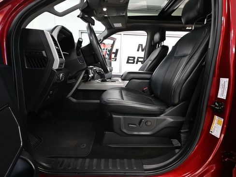 Used 2019 Ford F150 Lariat w/ Equipment Group 502A Luxury AWD/4WD image 23