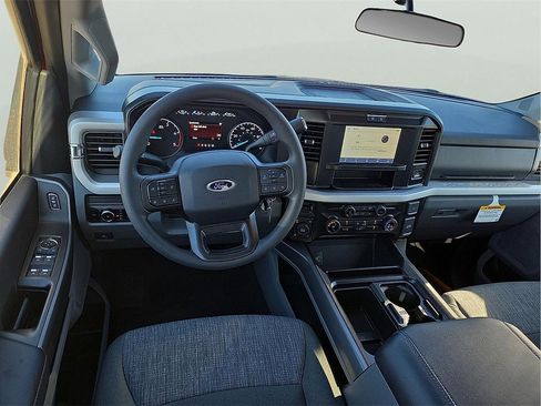 New 2026 Ford F250 XLT w/ FX4 Off-Road Package image 10