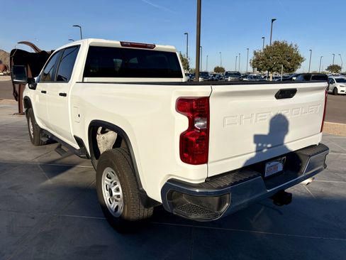 Used 2025 Chevrolet Silverado 2500 W/T w/ WT Convenience Package image 3