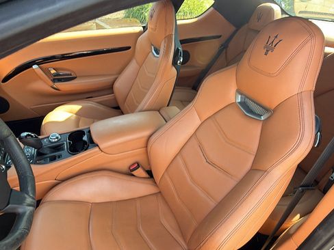 Used 2018 Maserati GranTurismo MC RWD image 17