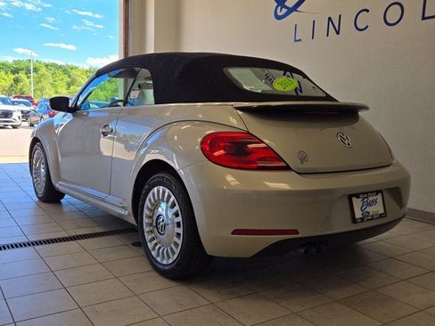 Used 2013 Volkswagen Beetle 2.5 FWD image 9