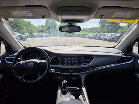 Used 2020 Buick Enclave Essence AWD/4WD image 20