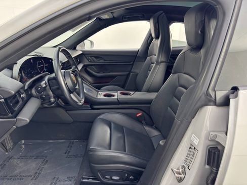 Used 2023 Porsche Taycan w/ Premium Package image 17