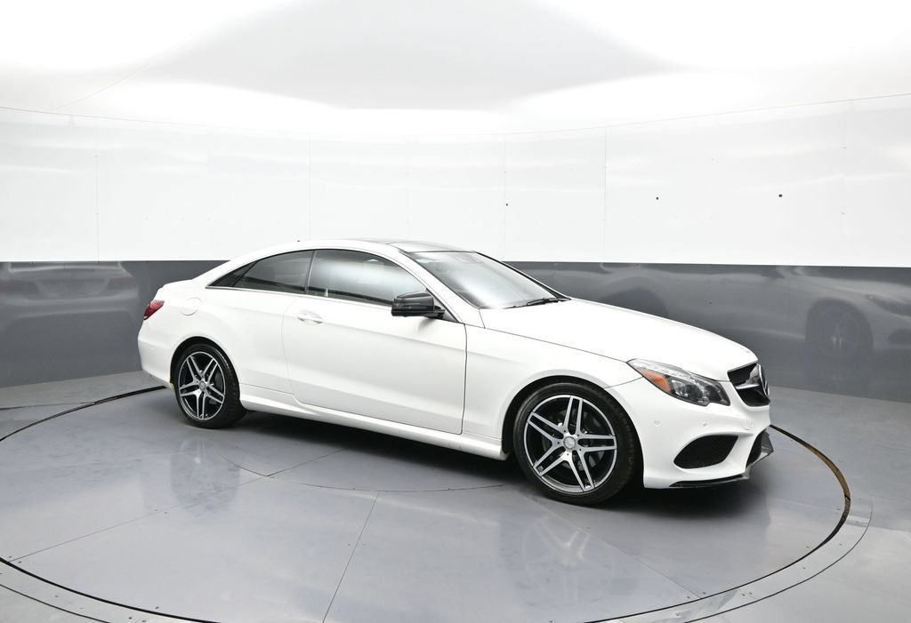 Used 2017 Mercedes-Benz E 400 4MATIC Coupe image 4