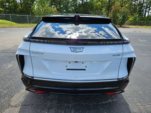 New 2026 Cadillac Lyriq Luxury RWD image 6