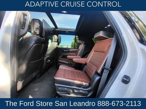 Used 2023 GMC Yukon Denali Ultimate AWD/4WD image 13