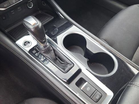 Used 2023 Nissan Altima 2.5 SV w/ SV Premium Package image 14