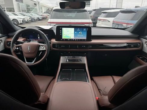 New 2026 Lincoln Aviator Reserve image 26