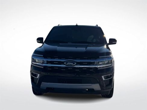 Used 2022 Ford Expedition Max Limited image 4