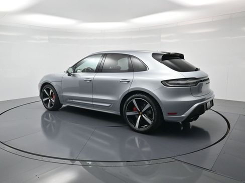 Used 2022 Porsche Macan GTS image 3