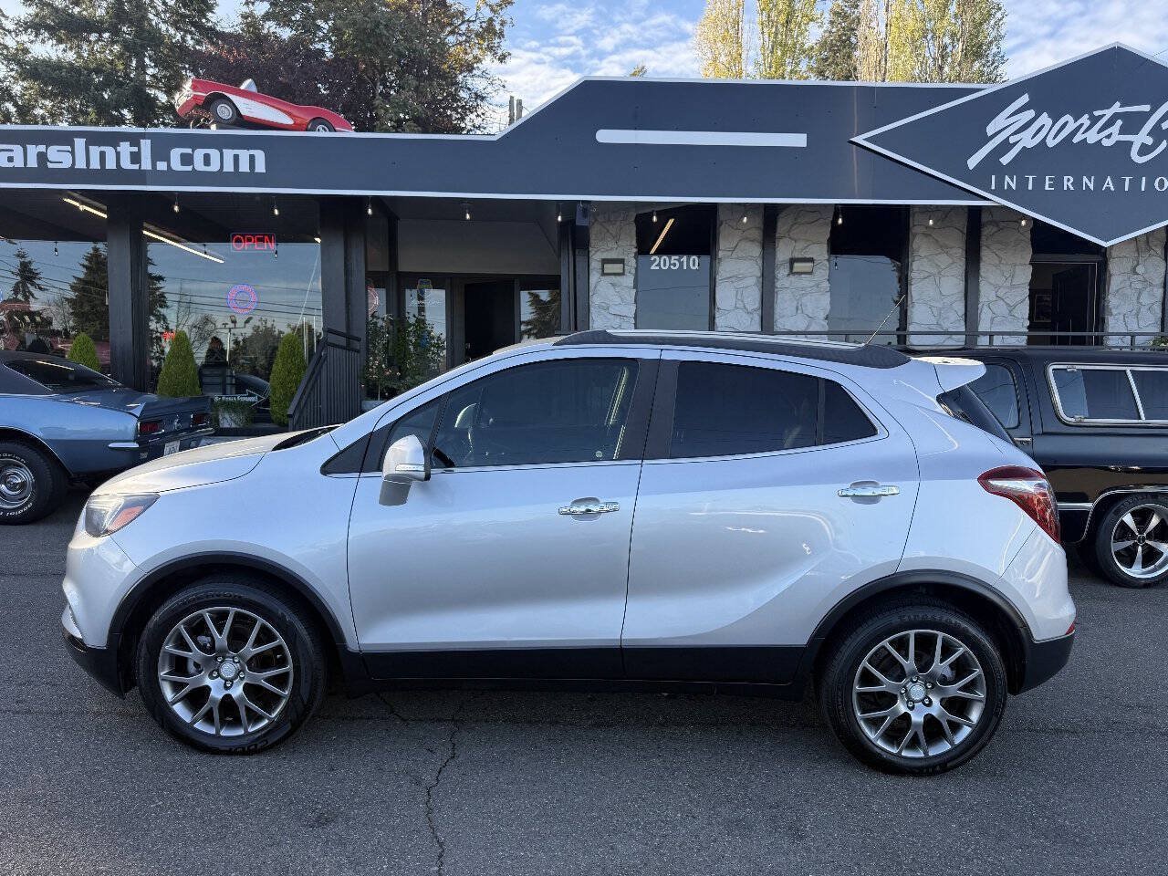 Used 2018 Buick Encore Sport Touring FWD image 8