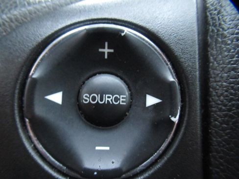 Used 2016 Honda HR-V LX image 23