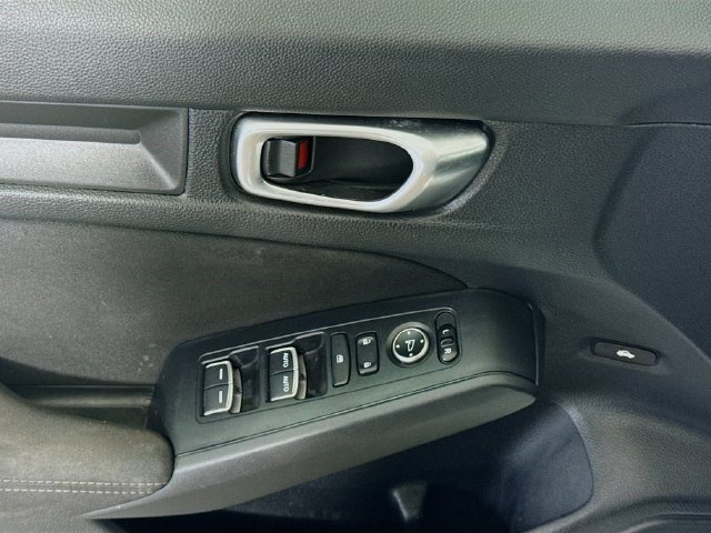 Used 2023 Honda Civic Sport image 23