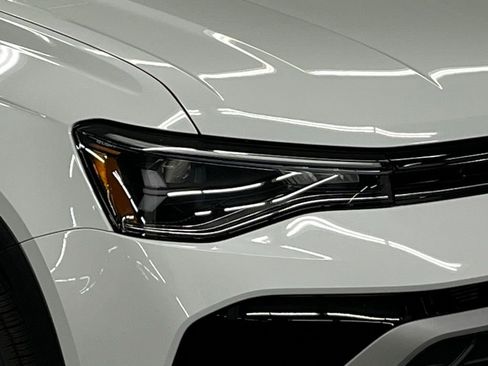 New 2025 Volkswagen Taos SE image 41