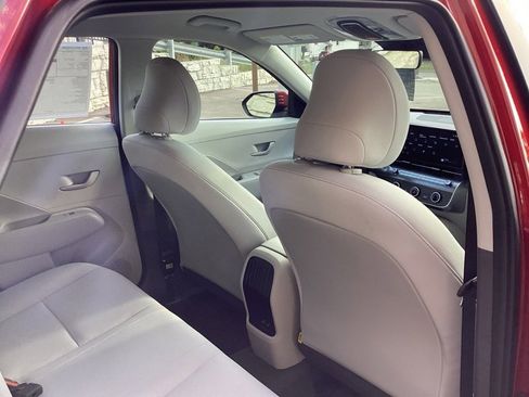 New 2026 Hyundai Kona SE image 15