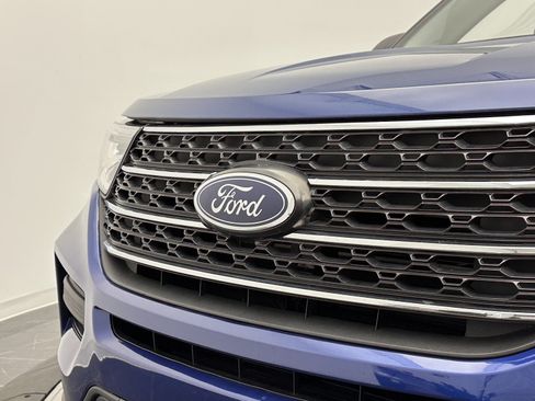 Used 2022 Ford Explorer XLT RWD image 8