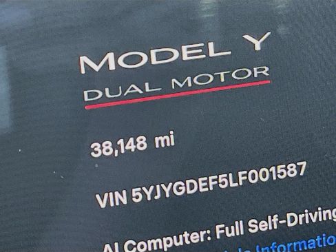 Used 2020 Tesla Model Y Performance AWD/4WD image 11