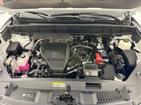 Used 2023 Toyota Highlander XSE AWD/4WD image 29