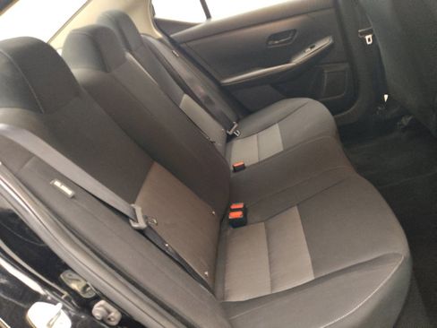 Used 2025 Nissan Sentra SV image 19