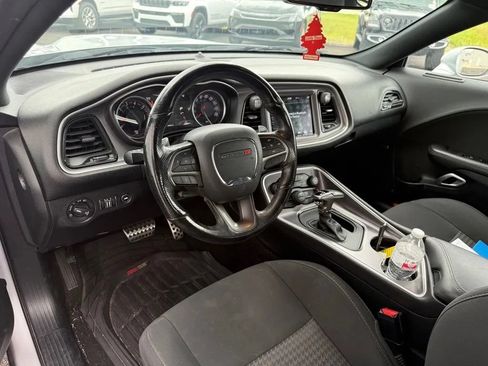 Used 2019 Dodge Challenger R/T Scat Pack RWD image 11